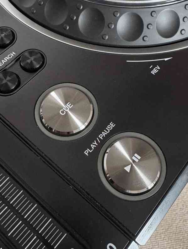 2 x DJ přehrávače Pioneer CDJ 3000 - ve výborném stavu - foto 4