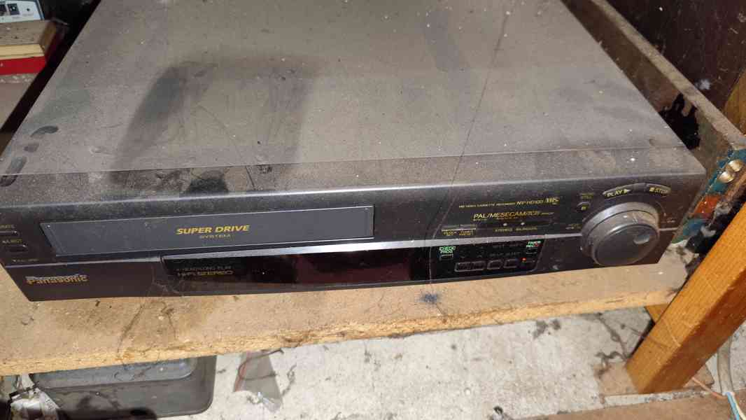 Staré VHS + audio  - foto 2