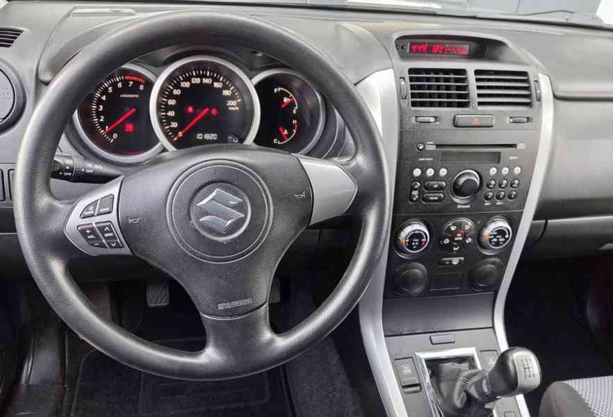Suzuki Grand Vitara 1.6i Club benzín 78kw - foto 10