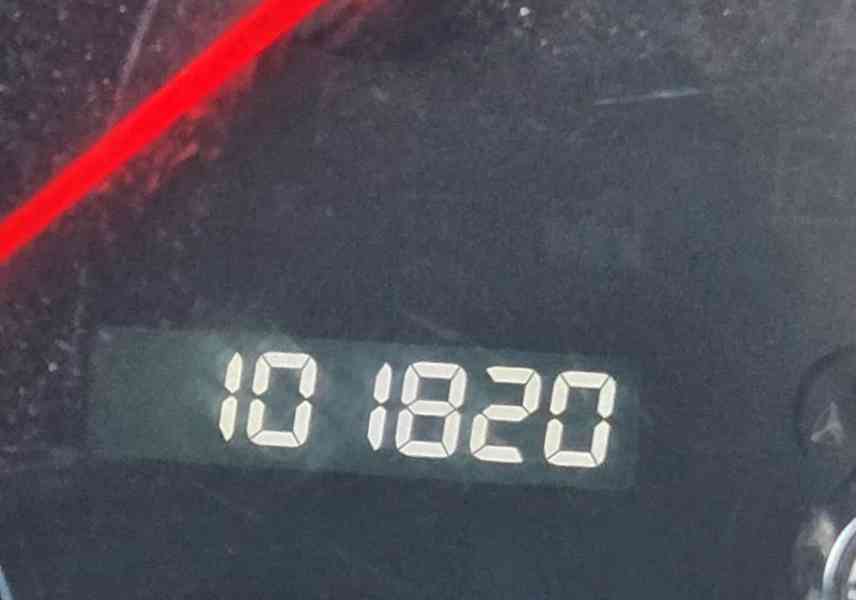 Suzuki Grand Vitara 1.6i Club benzín 78kw - foto 16