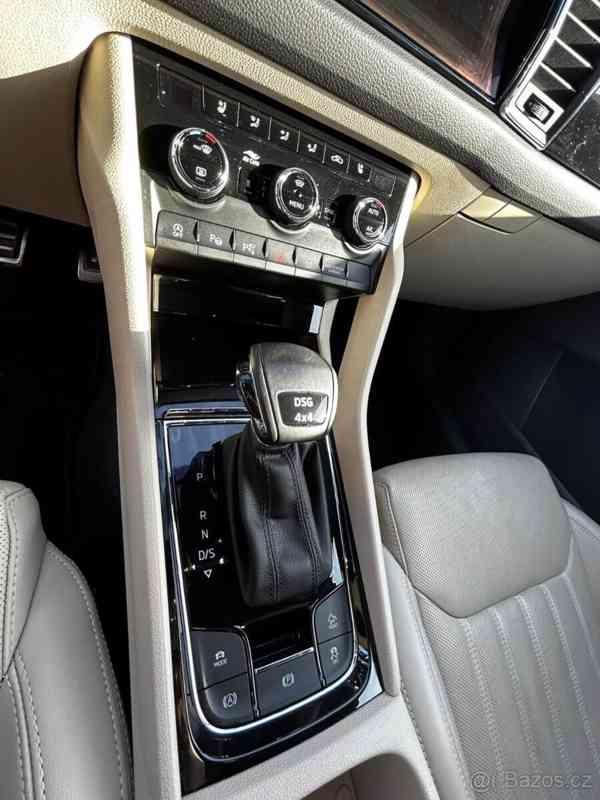 Škoda Kodiaq 2,0   L&K,4x4,WEBASTO,2x pneu+disky - foto 32