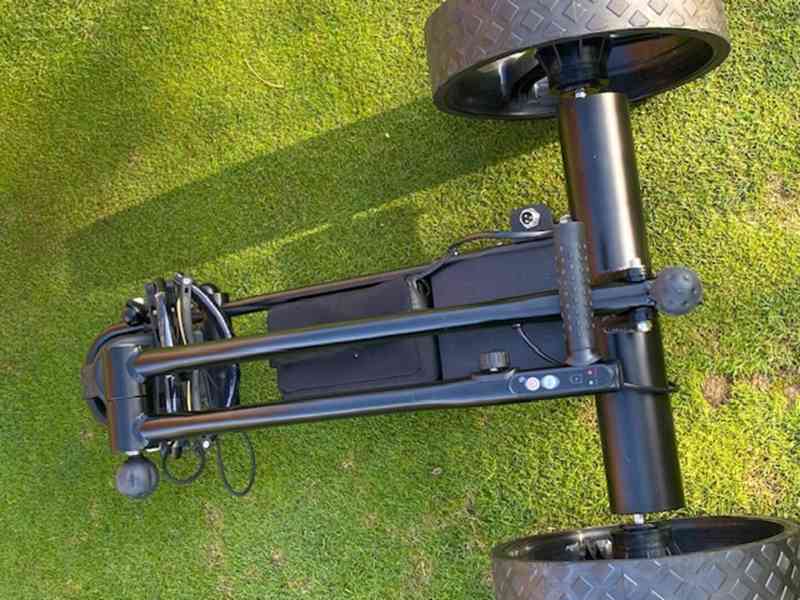 Elektrický golfový vozík s dálkovým ovládáním - foto 5