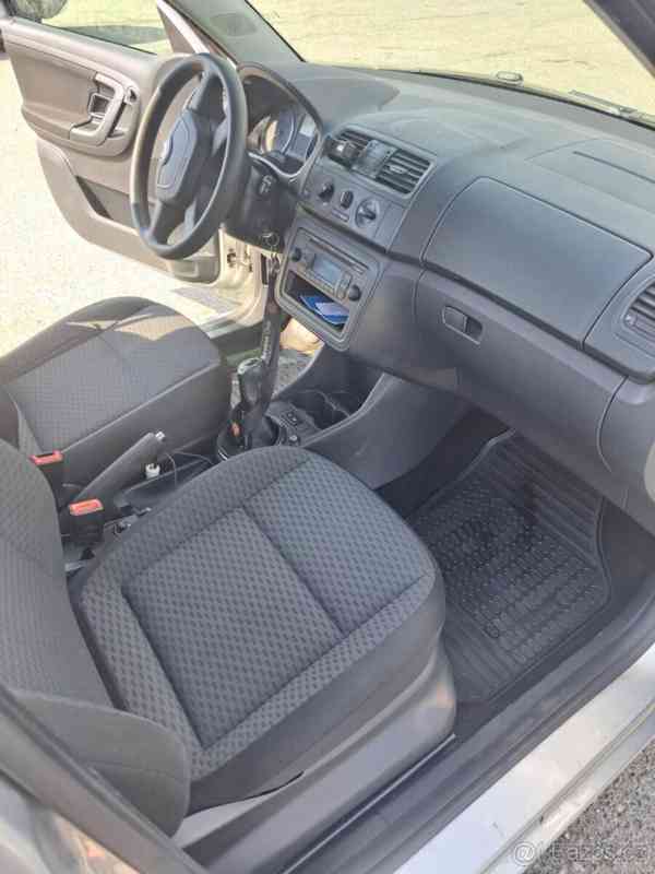 Škoda Fabia 1,4   benzín - foto 9