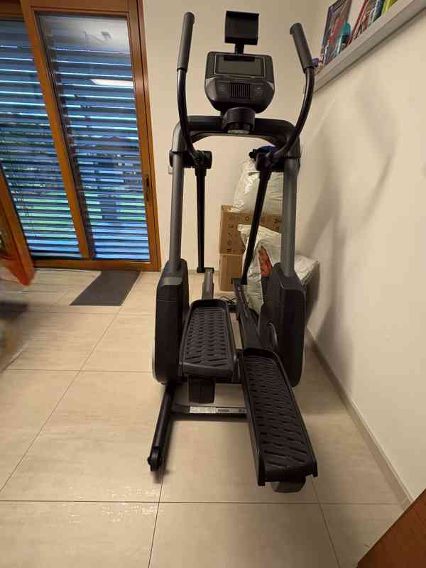 Eliptický trenažer NORDICTRACK Freestrider FS9i - foto 2