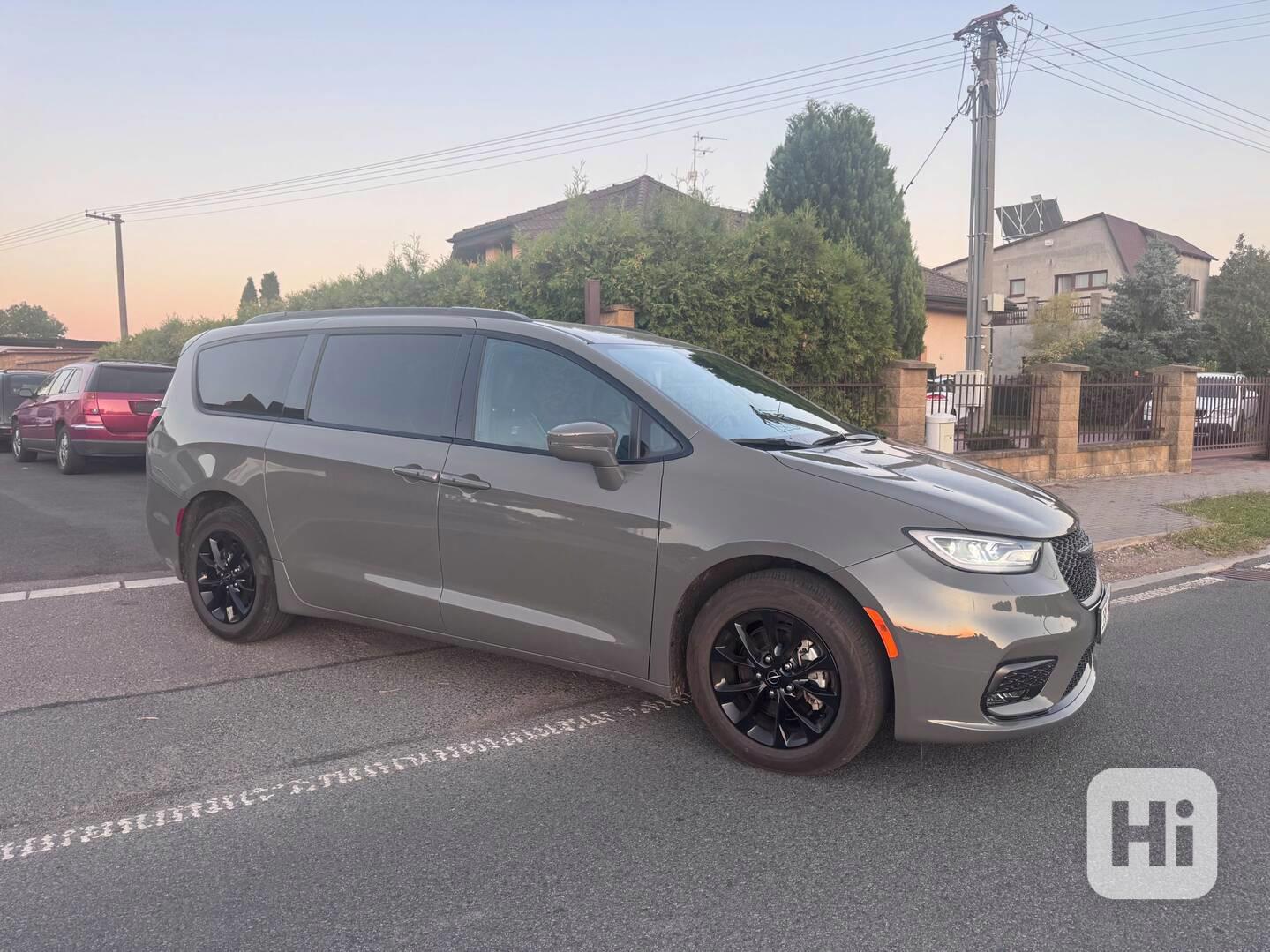 Chrysler Pacifica 3,6L RU Čočka S type 2021 - foto 1