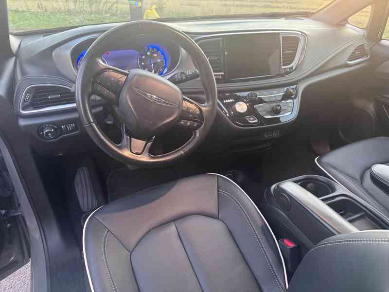Chrysler Pacifica 3,6L RU Čočka S type 2021 - foto 15