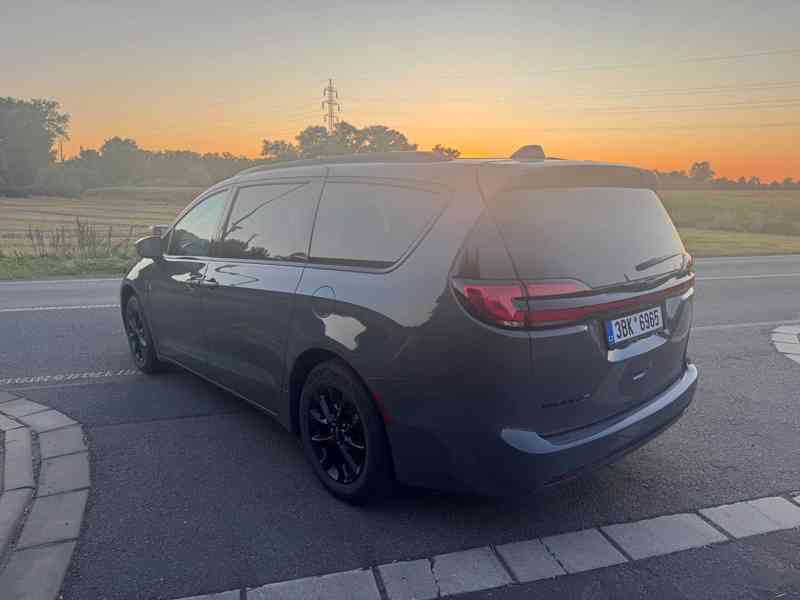 Chrysler Pacifica 3,6L RU Čočka S type 2021 - foto 3