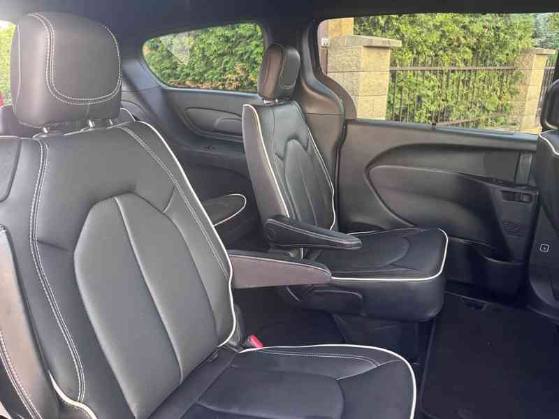 Chrysler Pacifica 3,6L RU Čočka S type 2021 - foto 9