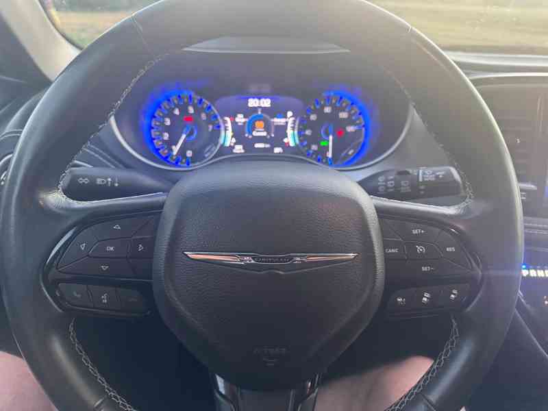 Chrysler Pacifica 3,6L RU Čočka S type 2021 - foto 17