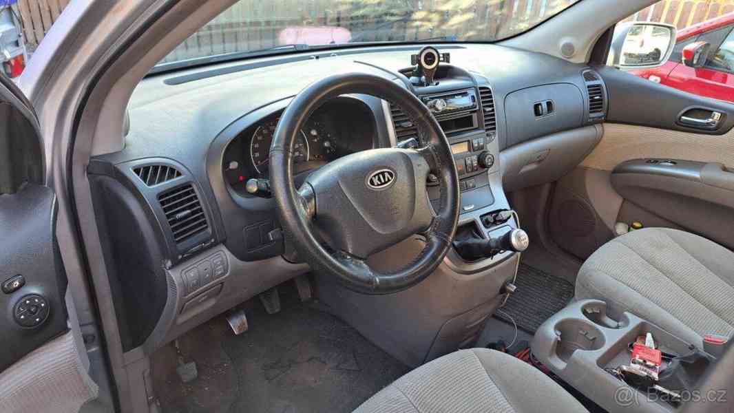 Kia Carnival 2,9 - foto 5