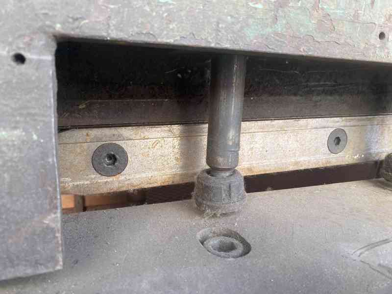 Použité tabulové nůžky MM5/2500, r. v. 1979 - foto 4