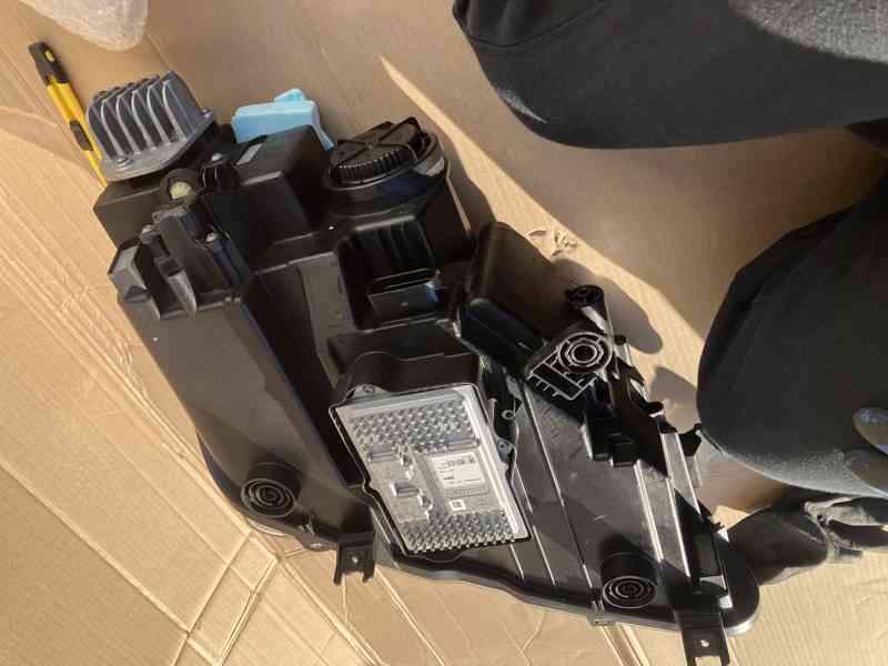 predni svetlo seat ateca pravy levy 16-20  fullled - foto 3