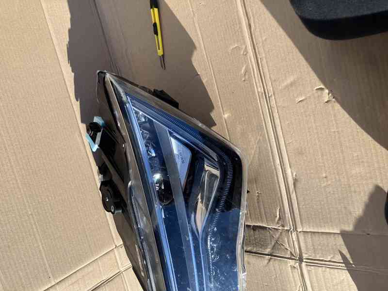 predni svetlo seat ateca pravy levy 16-20  fullled - foto 7
