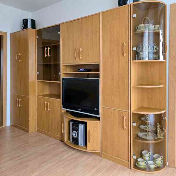 Obývací stěna ERYK – medová olše, šířka 312 cm - foto 2