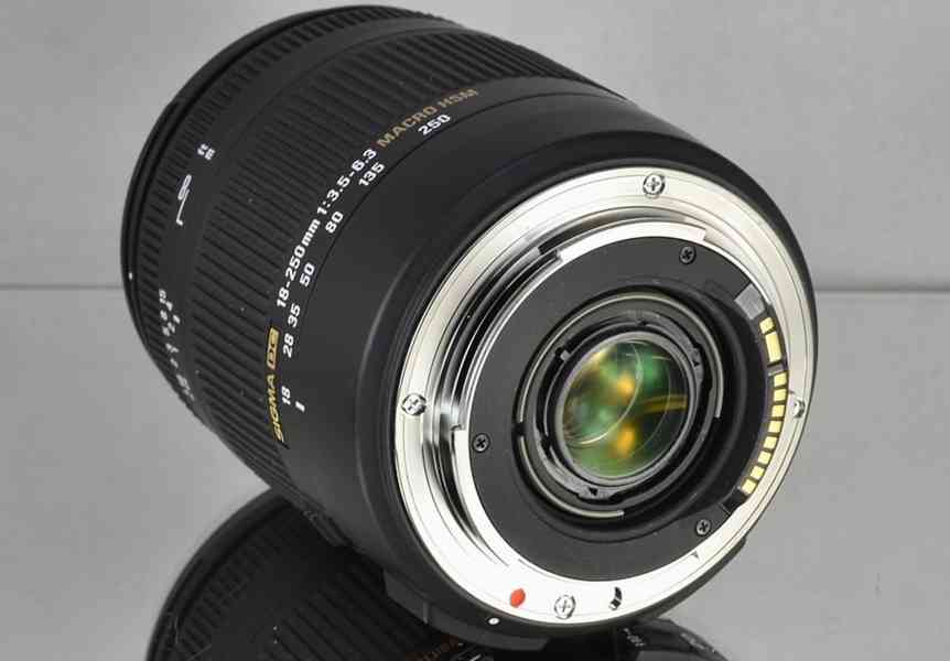 pro Canon - Sigma DC 18-250mm 1:3.5-6.3 HSM OS  - foto 5