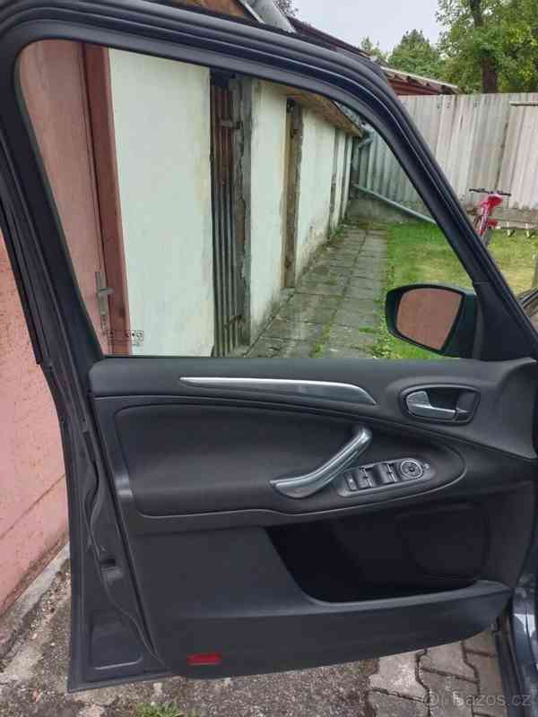 Ford Galaxy 2,0 - foto 10