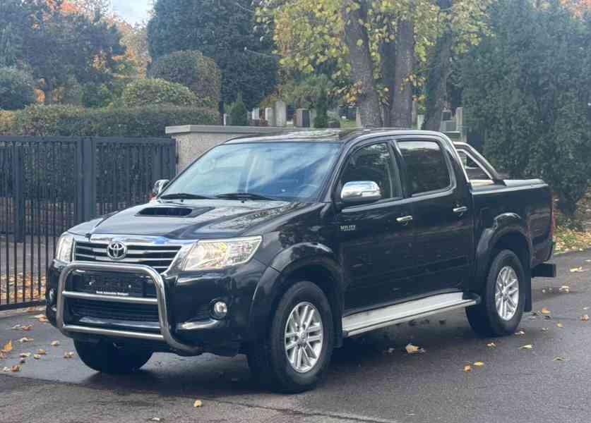 Toyota Hilux 3.0 D4D Comfort 126kw - foto 16