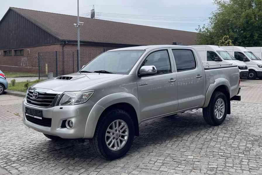 Toyota Hilux Double Cab 2.5 D-4D 106kw - foto 19