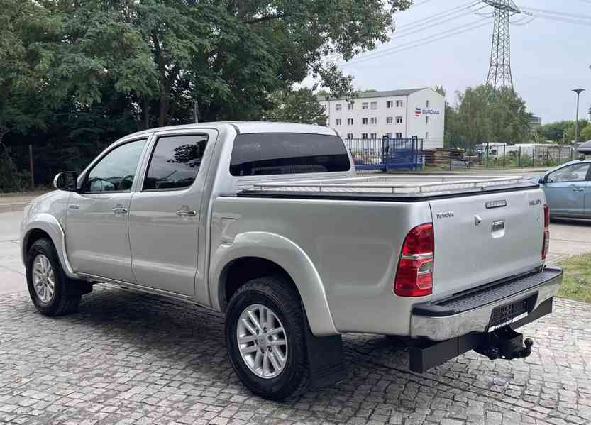 Toyota Hilux Double Cab 2.5 D-4D 106kw - foto 7