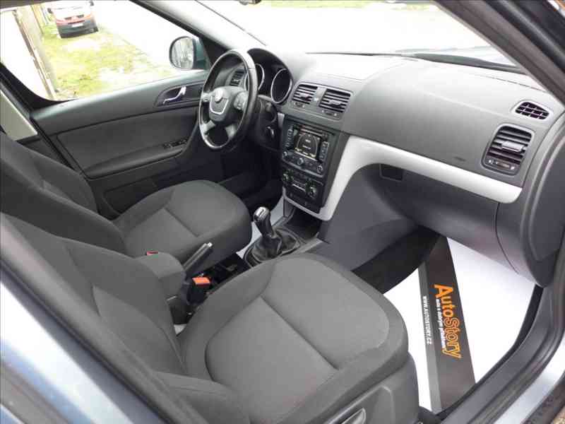 Škoda Yeti 1,4 TSI OUTDOOR VÝHŘEV 1.MAJ - foto 10