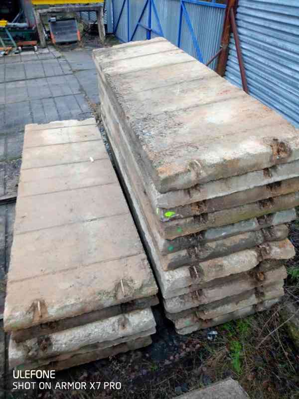 Použité silniční panely 1,2 x 3,6 x 0,15m - foto 2