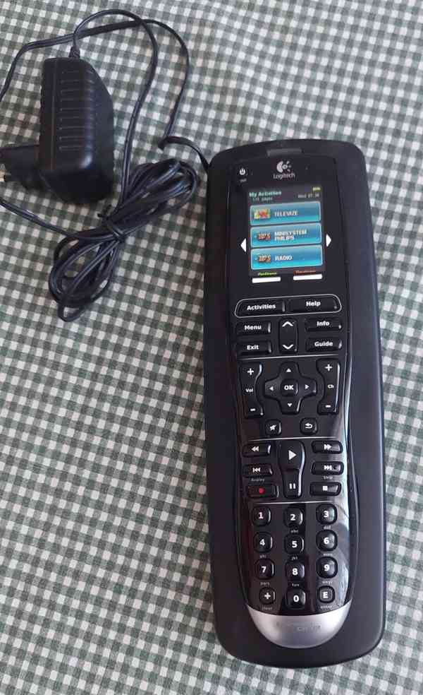 Dálkový ovladač Logitech Harmony one