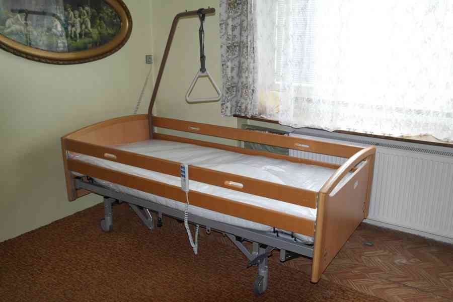 Zdravotní polohovací postel pro seniory - Se zárukou - foto 3