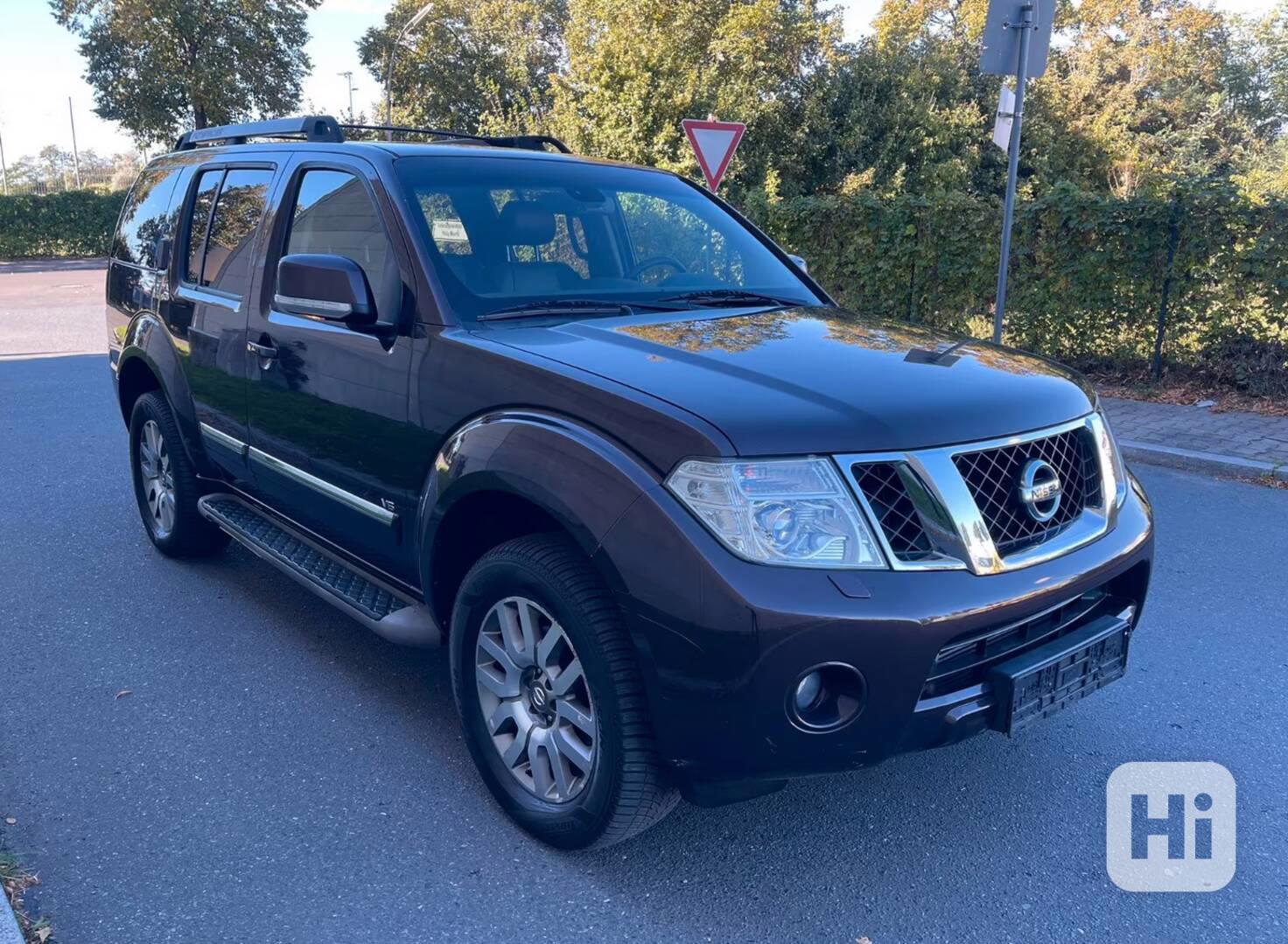 Nissan Pathfinder 3.0 dCi LE 170kw - foto 1