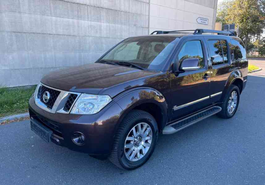 Nissan Pathfinder 3.0 dCi LE 170kw - foto 17