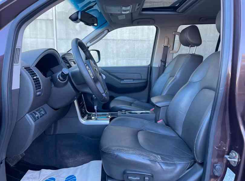 Nissan Pathfinder 3.0 dCi LE 170kw - foto 13