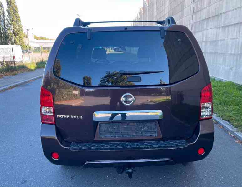 Nissan Pathfinder 3.0 dCi LE 170kw - foto 5