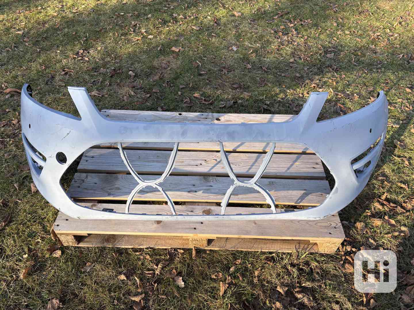 nárazník ford mondeo mk4 po facefiftu - foto 1