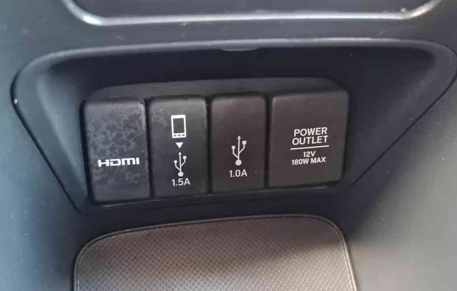 Honda CR-V 1.5 VTEC Turbo 4x4 benzín 127kw - foto 14