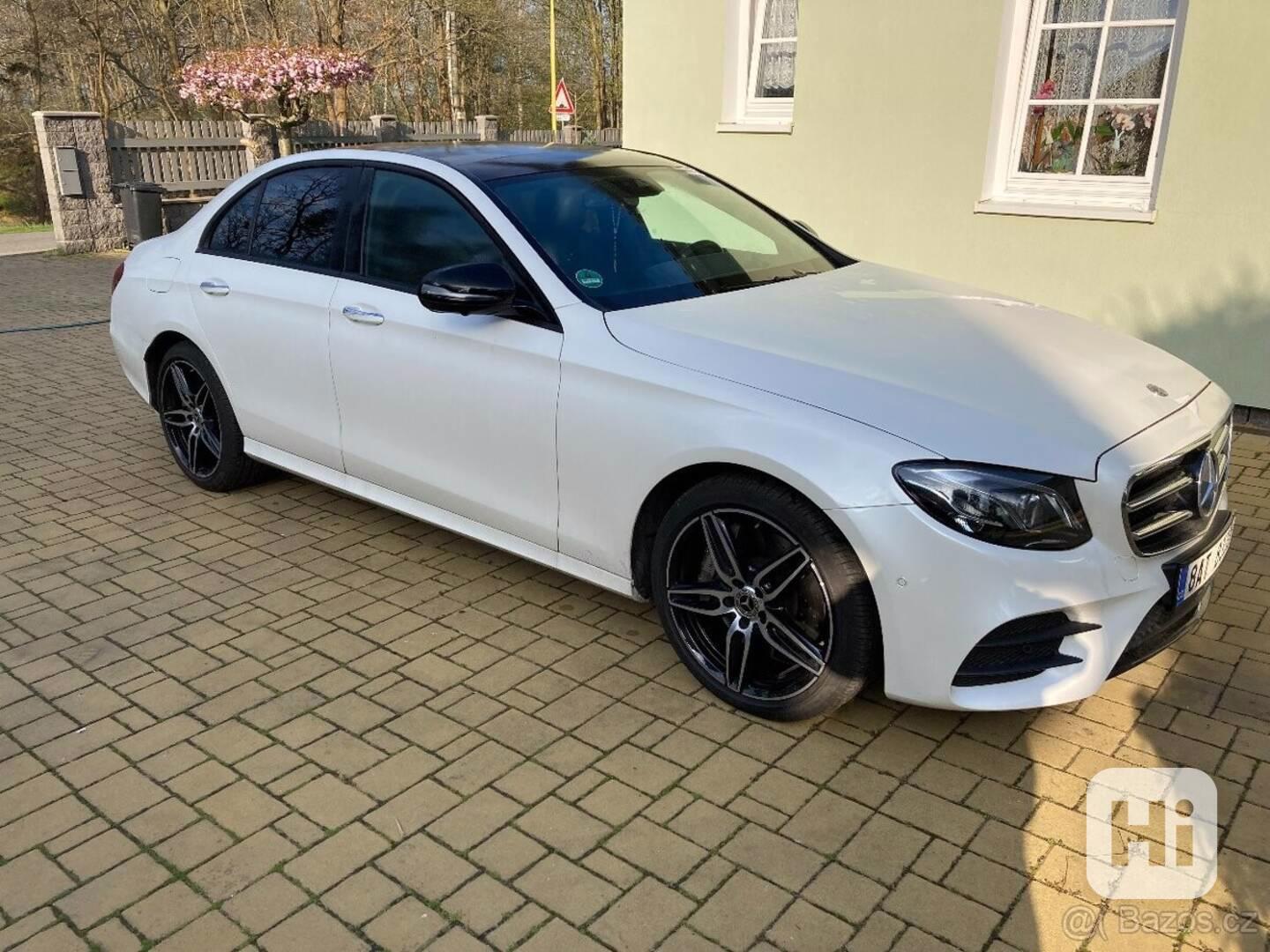 Mercedes-Benz Třídy E 450 E 4MATIC Avantgarde - foto 1
