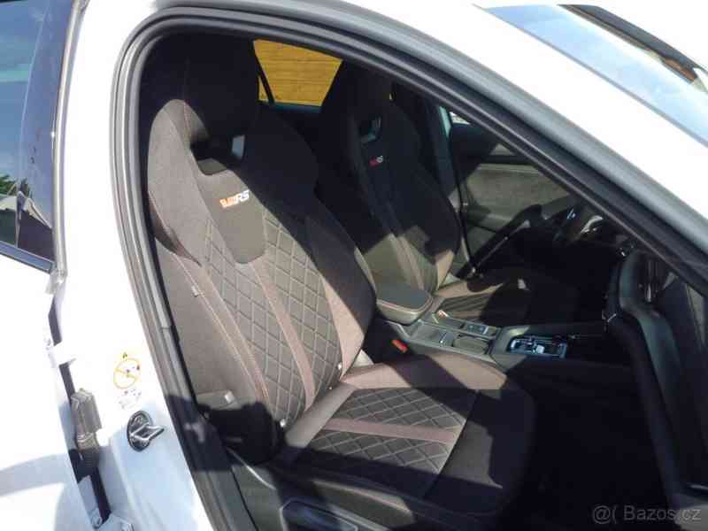 Škoda Octavia 2,0   4 RS - foto 12