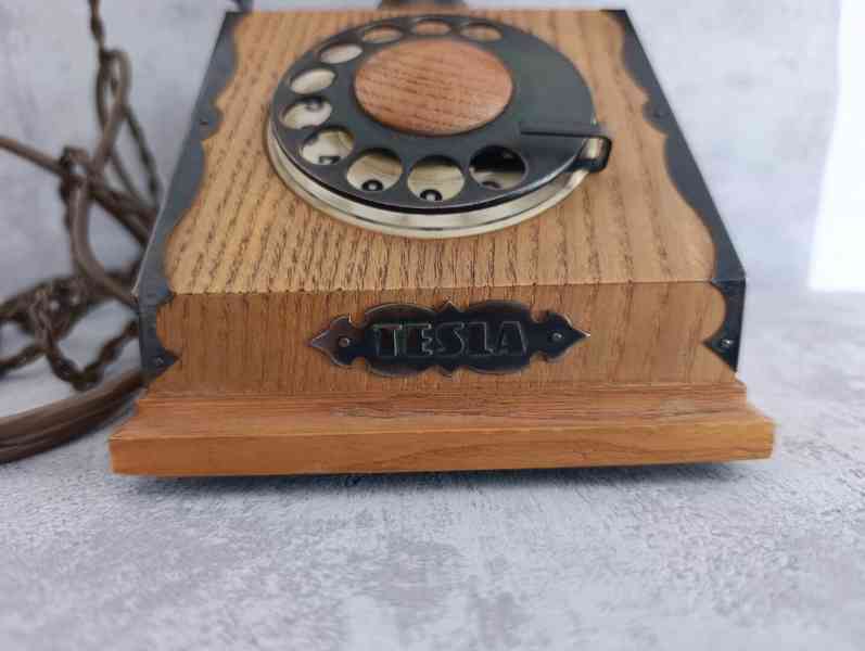 Retro telefon TESLA dřevěný Československo 1979 DEKORACE - foto 3