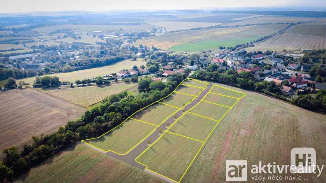 Prodej stavebního pozemku pro rodinný dům, 1271 m2 - Vysoká - Strážnice, okr. Mělník - foto 2