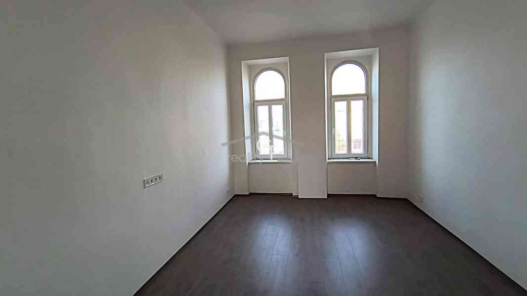 Pronájem bytu 2+1, ul. Nádražní, Č. Budějovice - foto 2