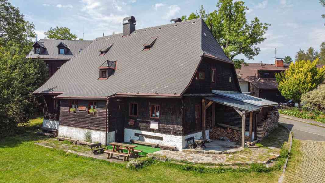 Prodej historické šumavské chalupy / penzionu v Prášilech  - foto 1