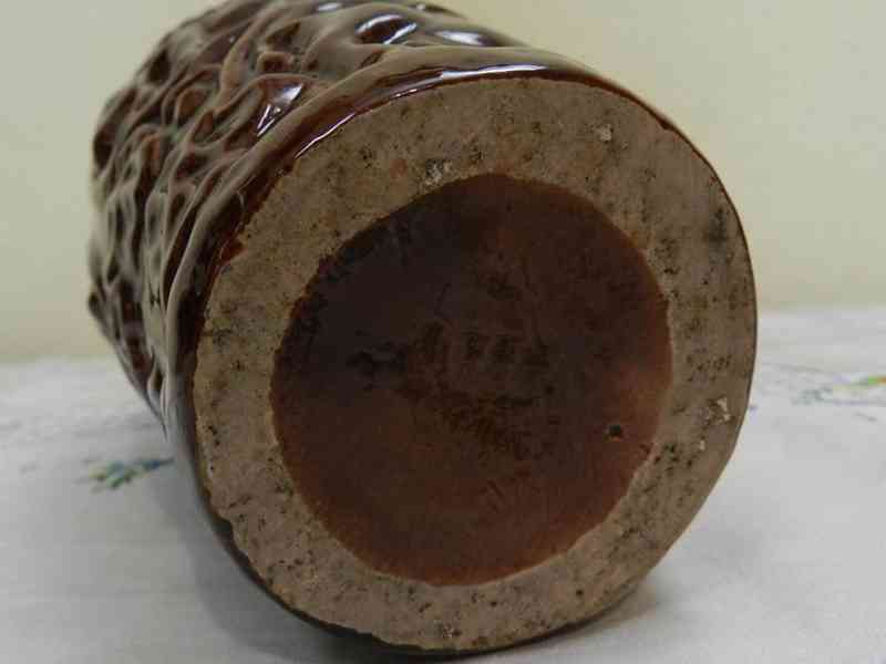 Zajímavá stará plastická keramická Váza Zvířata barva hnědá - foto 5