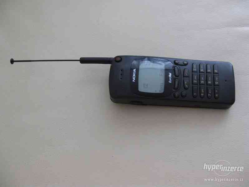 Nokia NMT 450 - mobilní telefon z r.1996 na frekvenci 450MHz - foto 1
