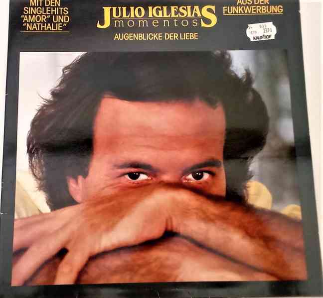 LP gramodeska Julio Iglesias “Momentos”,  - foto 1