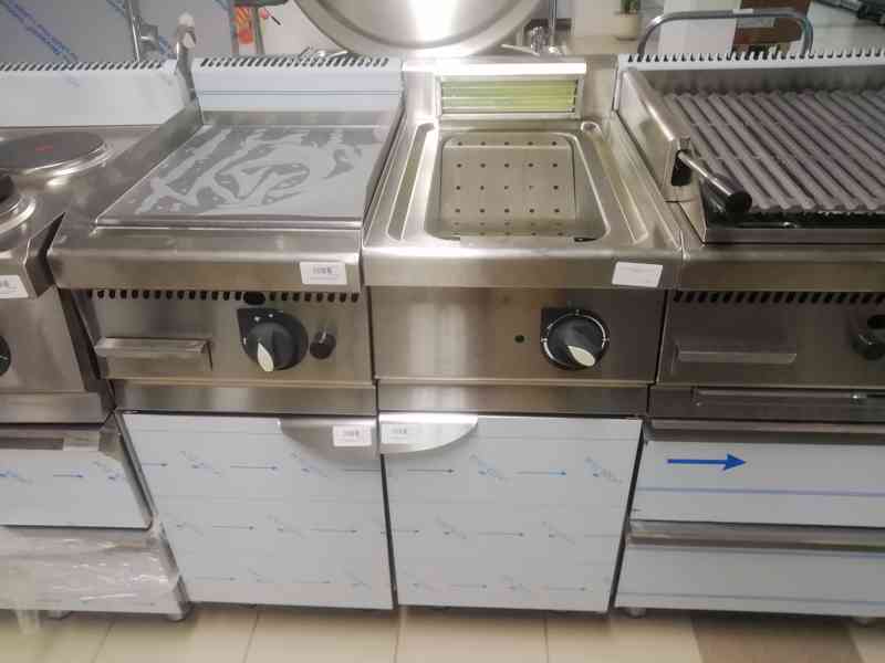 Ohřívač na hranolky atd. - foto 5