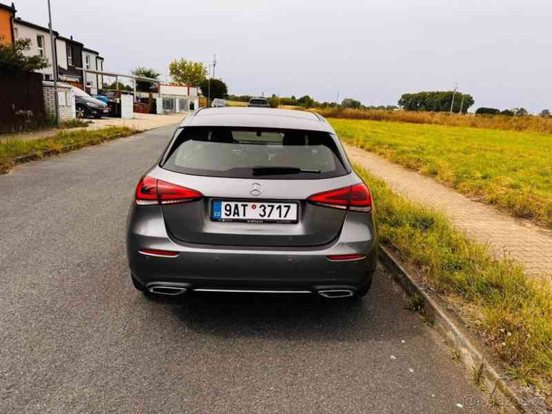 Mercedes-Benz Třídy A A180 Original Service Book - foto 6