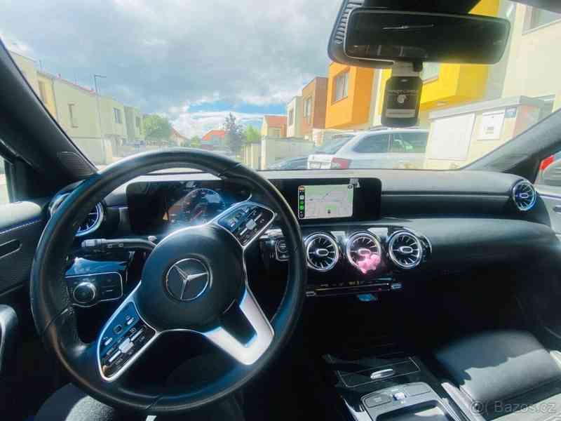 Mercedes-Benz Třídy A A180 Original Service Book - foto 14