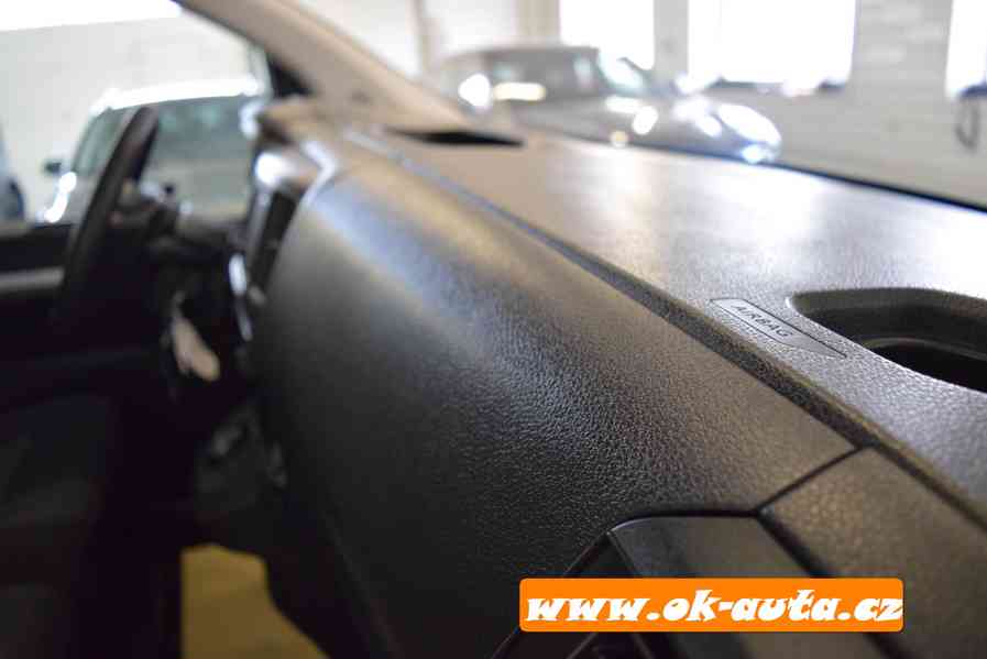 Peugeot Expert 2.0 BHDI LONG 6.MÍST AUTOMAT 130 kW 2023-DPH  - foto 16