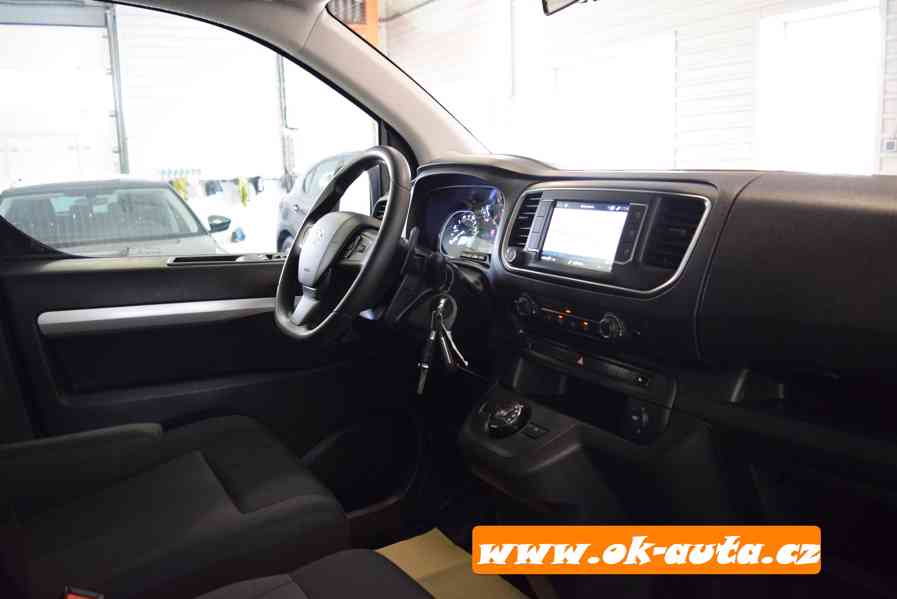 Peugeot Expert 2.0 BHDI LONG 6.MÍST AUTOMAT 130 kW 2023-DPH  - foto 17
