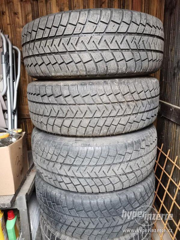 Prodám pneu Michelin 265/65 - foto 2