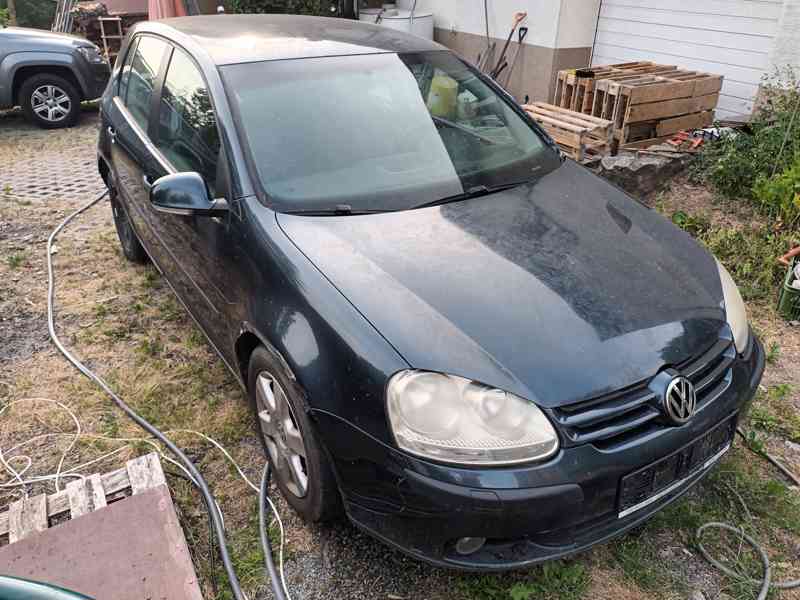 VW Golf 2.0FSI 4Motion havarovaný - foto 1