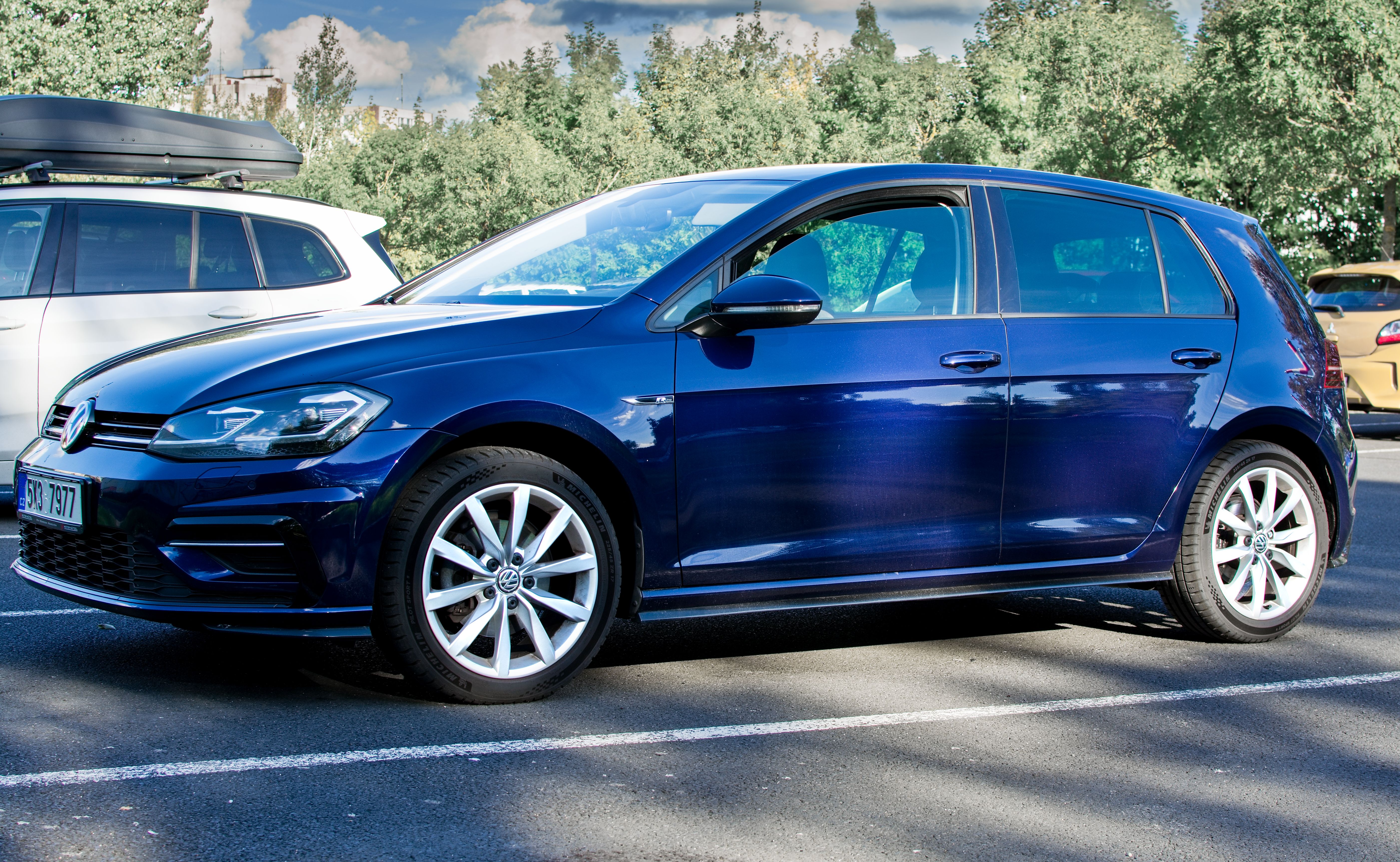 VW Golf 7.5 Manual R-line 2.0 TDI 110kw Highline 2018 - foto 2